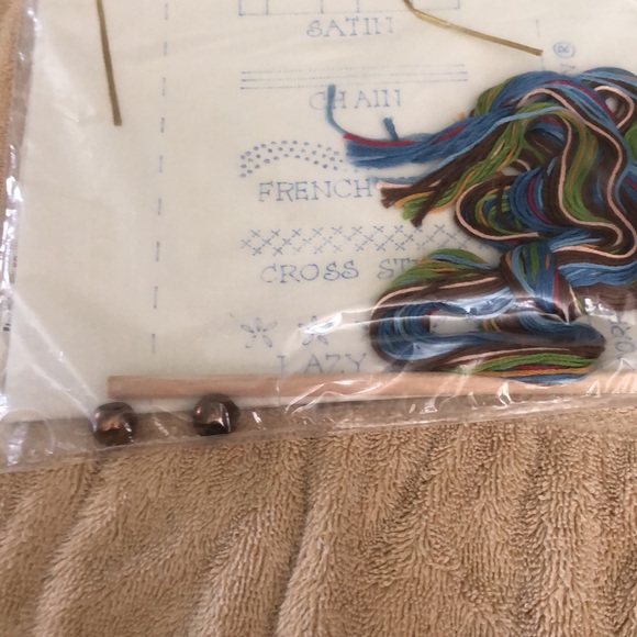 NIP Paragon Needlecraft Cross Stitch/Embroidery Sampler - Picture 5 of 5